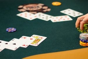 Stud poker